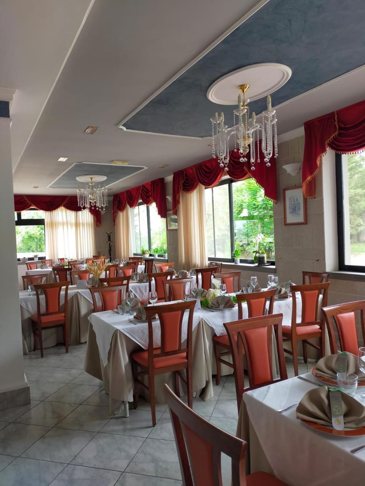 Dades Hotel Castelluccio dei Sauri ภายนอก รูปภาพ